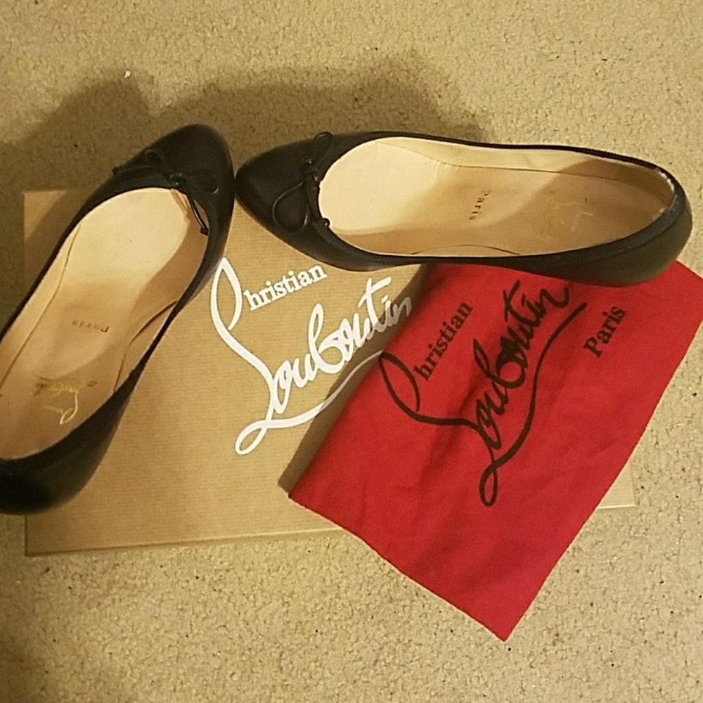 ***SALE*** Christian Lounoutin Black Kitten Heels